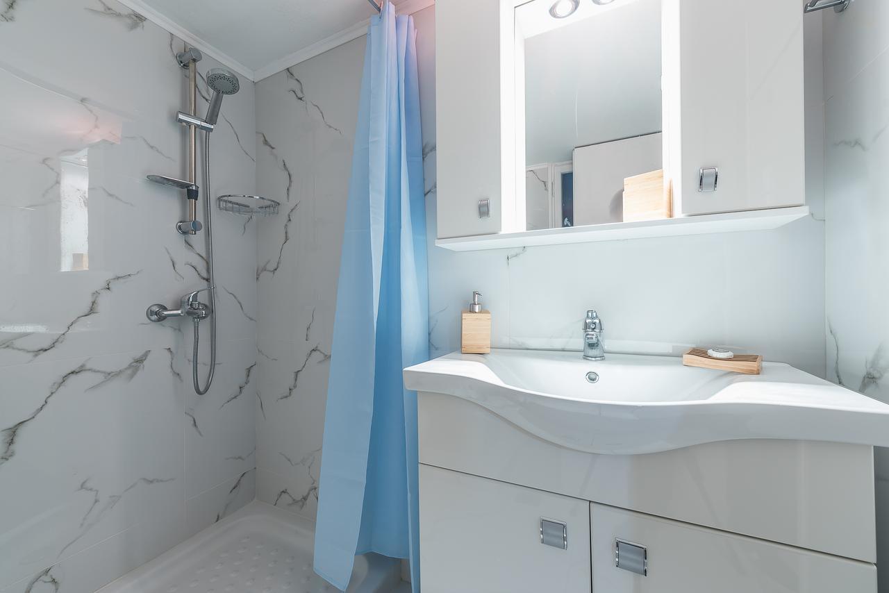 אתונה Victoria Queens Palace Apartments מראה חיצוני תמונה