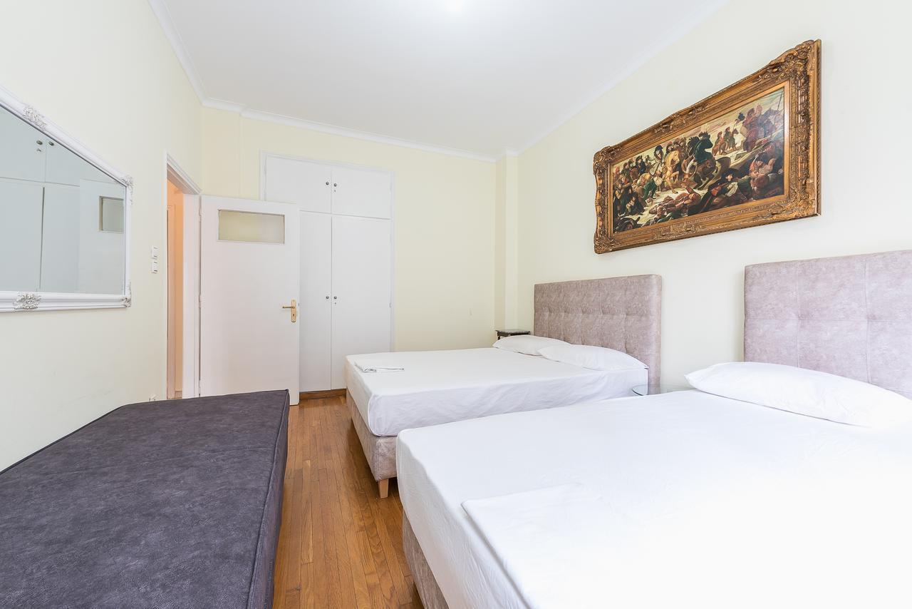 אתונה Victoria Queens Palace Apartments מראה חיצוני תמונה