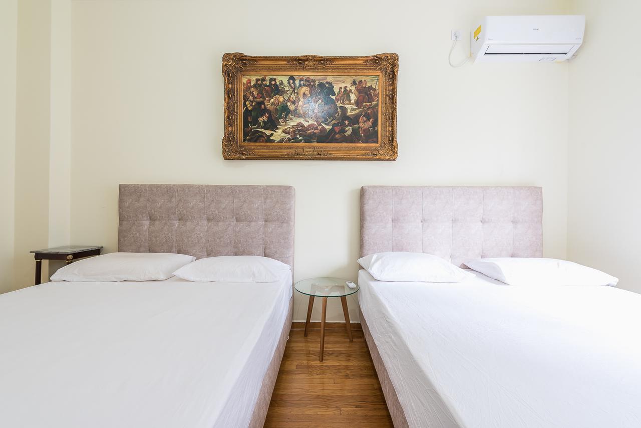 אתונה Victoria Queens Palace Apartments מראה חיצוני תמונה