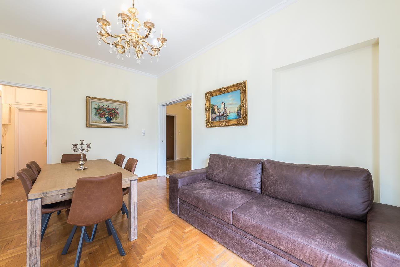 אתונה Victoria Queens Palace Apartments מראה חיצוני תמונה