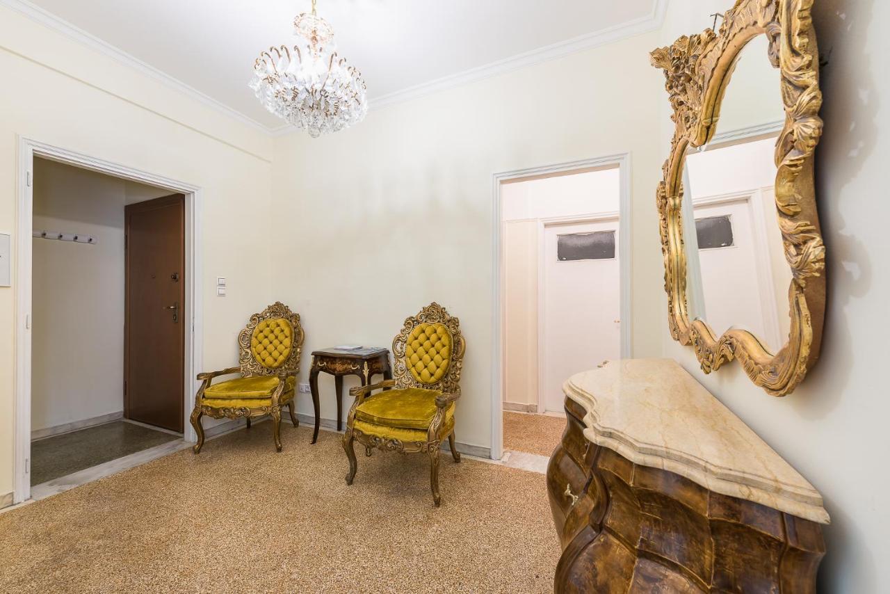 אתונה Victoria Queens Palace Apartments מראה חיצוני תמונה